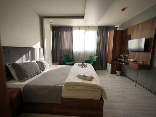 Ci Plus Otel Istanbul Exterior photo
